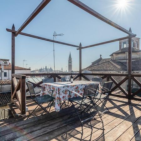 San Marco Vista Sui Tetti Veneziani Apartment Luaran gambar