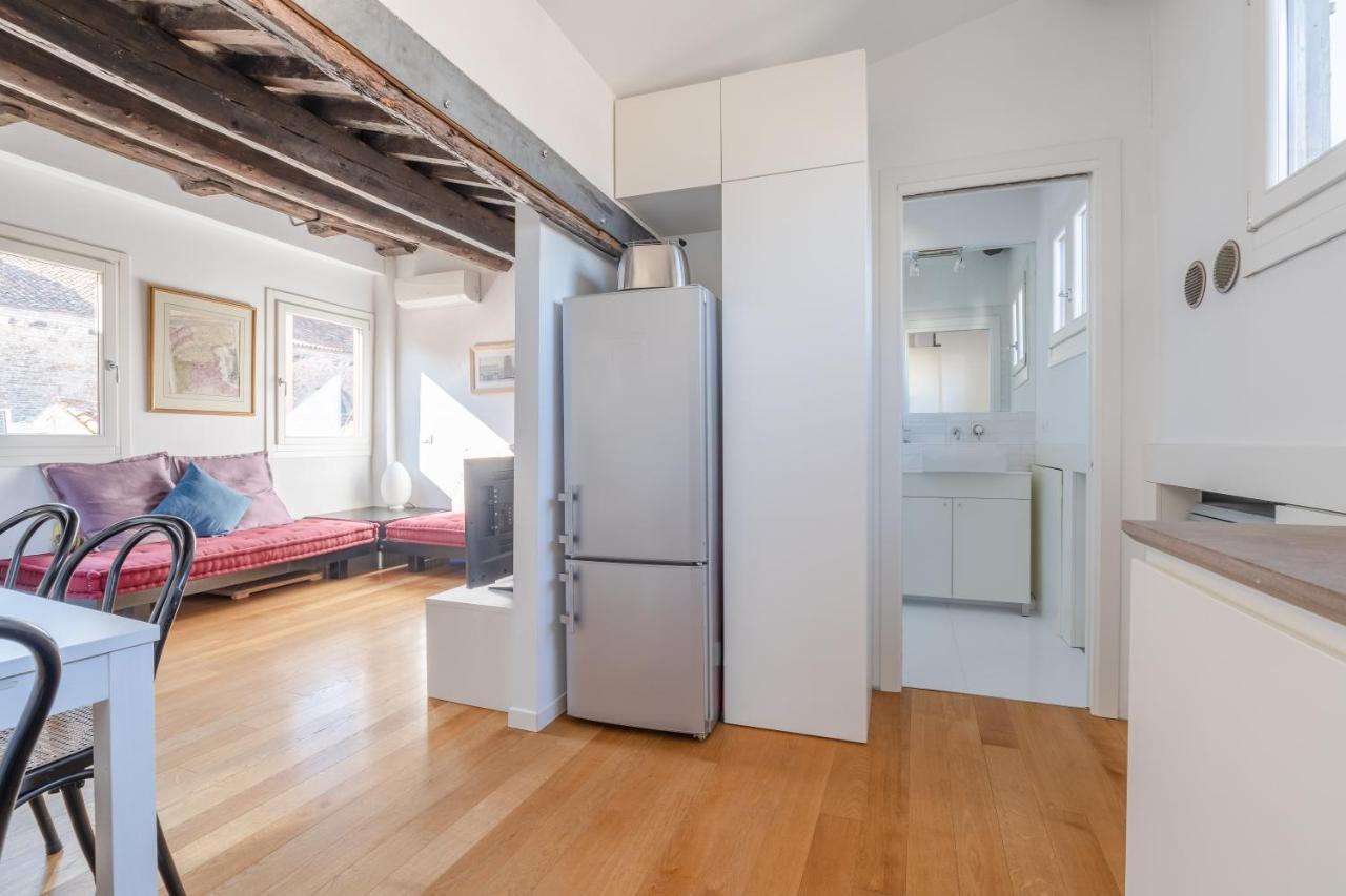 San Marco Vista Sui Tetti Veneziani Apartment Luaran gambar