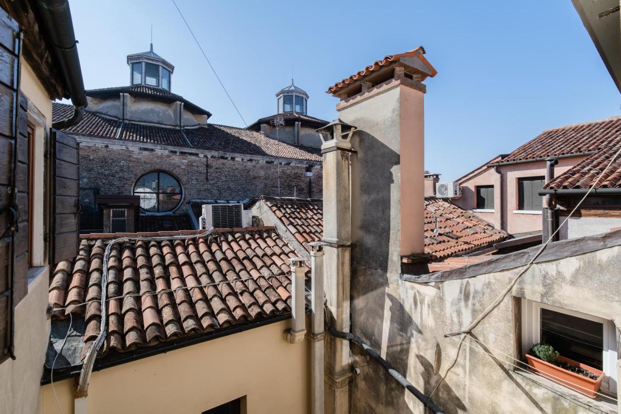 San Marco Vista Sui Tetti Veneziani Apartment Luaran gambar